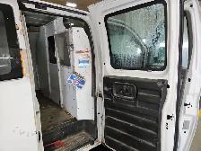 2011 GMC Savana - Photo 14