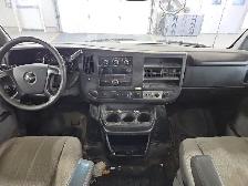 2011 GMC Savana - Photo 22