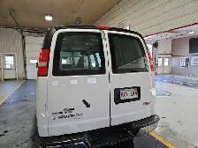 2011 GMC Savana - Photo 34