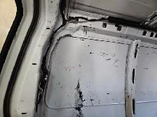 2011 GMC Savana - Photo 41