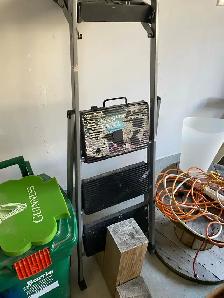 Garage Items Collection - Photo 2