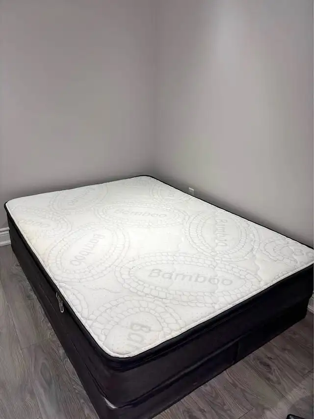 Mattress Sale (Pillow Top, Spring Mattress)