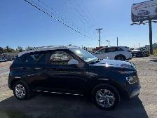 2025 Hyundai Venue Preferred - Photo 7