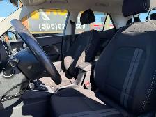 2025 Hyundai Venue Preferred - Photo 14