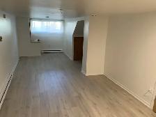 31/2 libre chauffé,éclairé,poêle,frigidaire inclus. - Photo 6