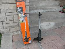 Black and Decker Corded Grass Trimmer and Edger, LIKE NEW - Photo 7