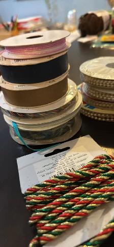 Lot of Ribbons and Trims - Photo 4