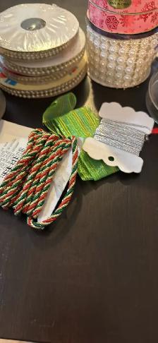 Lot of Ribbons and Trims - Photo 5