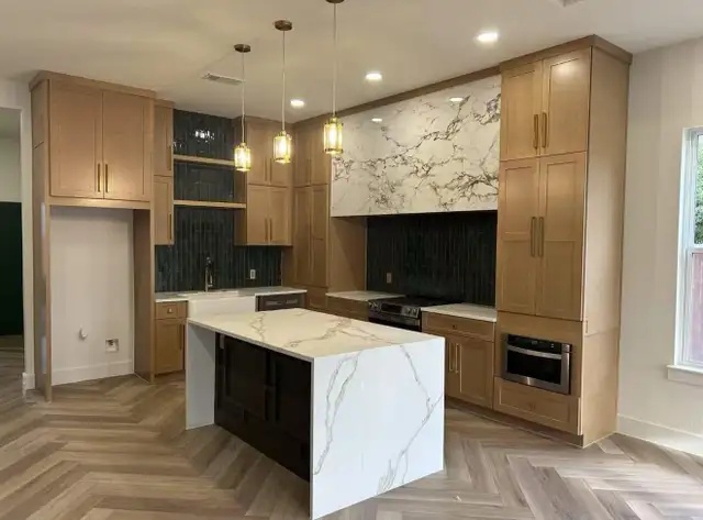 Granite & Quartz Kitchen Counters