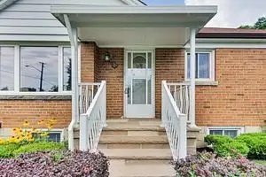 Basement 2Bedroom Unit, Rent $1400, Pharmacy Ave. & Eglinton Av