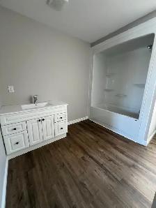 Lower 2 Bedroom Unit,  Fourplex - Available October - Photo 5