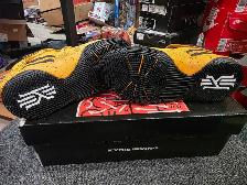 junior basketball shoes - Photo 3