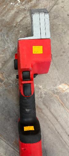 Milwaukee 2470-20 12v Cordless Pipe Shear - Photo 3