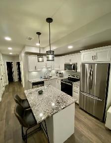 2-bedroom basement suite - Photo 4