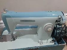 Sewing machine for sale - Photo 2