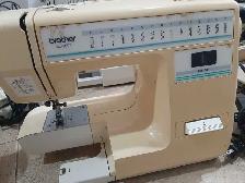 Sewing machine for sale - Photo 6