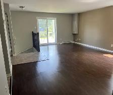 2 chambres à louer, style condo - Photo 2