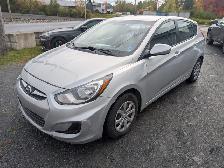 2014 Hyundai Accent GL - Photo 5