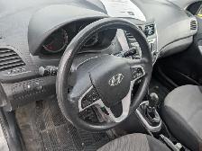 2014 Hyundai Accent GL - Photo 9