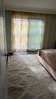 Two bedroom apartment for rent close to Finch and VicPark - Photo 3