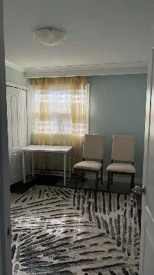 Two bedroom apartment for rent close to Finch and VicPark - Photo 6