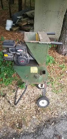 Mighty Mac wood chipper