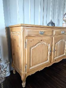 Vintage Antique Sideboard - Photo 5