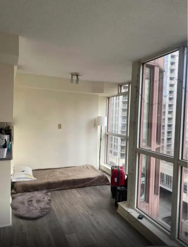 den for rent in downtown toronto