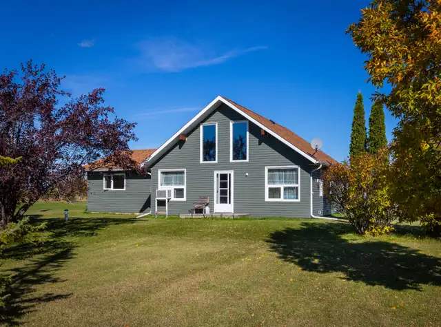 Charming 2bdrm 1980s Home nestled on gorgeous 4.69acre property!