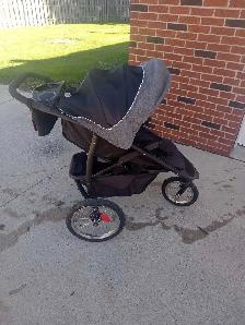 Skip Hop Baby Stroller - Photo 2