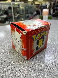Pokémon 1999 22K Gold Plated Mewtwo Trading Card - Sealed