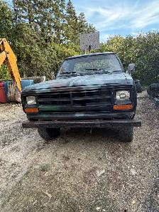 1980 Dodge 1/2 ton 4 WD - Photo 3