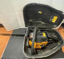 AS-IS POULAN 260 PRO CHAINSAW W/CASE
