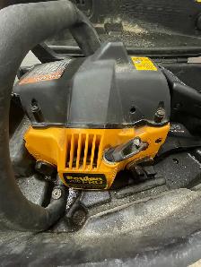 AS-IS POULAN 260 PRO CHAINSAW W/CASE - Photo 3
