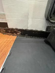 AS-IS POULAN 260 PRO CHAINSAW W/CASE - Photo 4