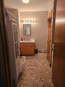 Beautiful 2 bedroom, 1 Bathroom house. $199,900 or $1700 heated - Photo 5