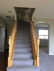 Beautiful 5 Bedroom House NW - Main Floor Double Garage l - Photo 8