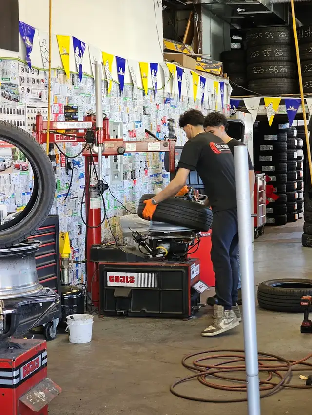 Tire Technician Job