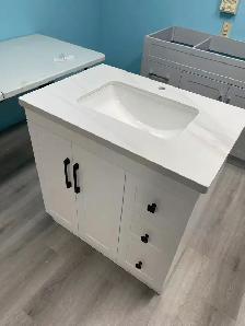 32' Solid Wood Bathroom Vanity in Markham | Warehouse Sale