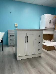 32' Solid Wood Bathroom Vanity in Markham | Warehouse Sale - Photo 2