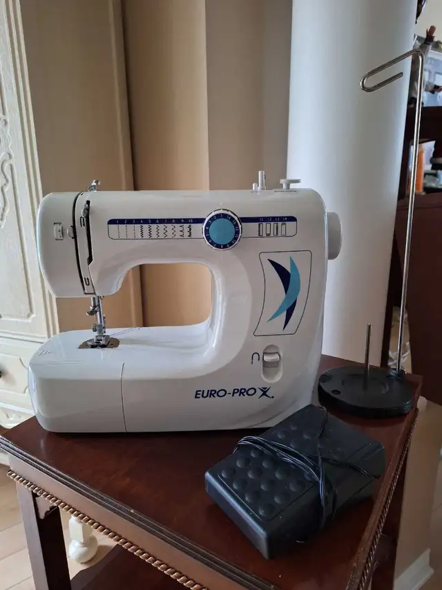 machine a coudre marque Euro-Pro X