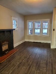 House For Rent - Photo 2