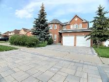 Beautiful 2ND Floor Single Room in Richmond Hill