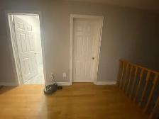Beautiful 2ND Floor Single Room in Richmond Hill - Photo 2