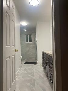 Beautiful 2ND Floor Single Room in Richmond Hill - Photo 3
