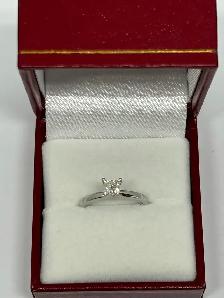 14k WG princess cut Diamond Ring - Photo 2