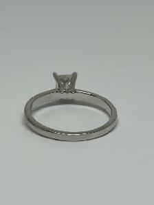 14k WG princess cut Diamond Ring - Photo 9