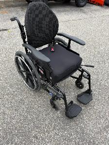 WHEELCHAIR 18" DELIVERY INCLUDED