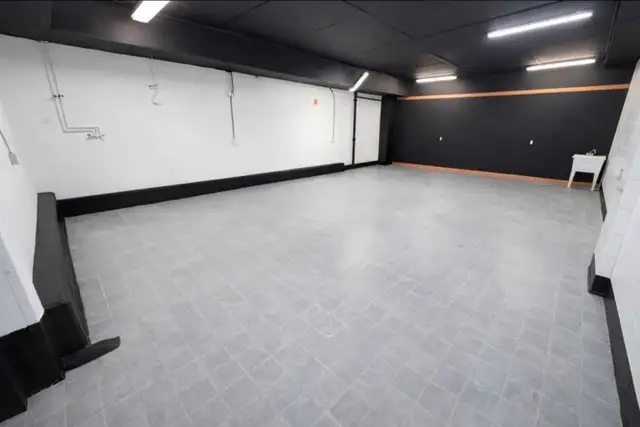 980 Sq Ft Studio/Workshop | Arts Factory Hamilton | Parking/Load