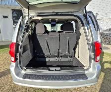 2011 Dodge Grand Caravan Crew | ONE OWNER | ACTIVE TITLE | - Photo 7
